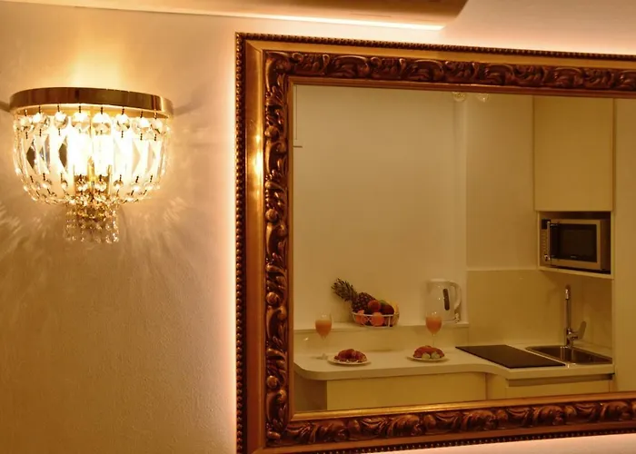 Madonna Della Strada A1 *