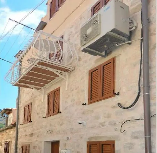 Madonna Della Strada A1 ドゥブロブニク